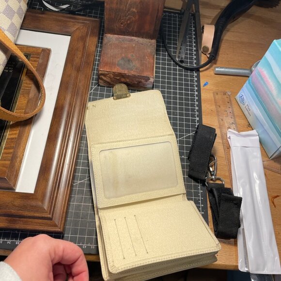Handbag. - Picture 1 of 4